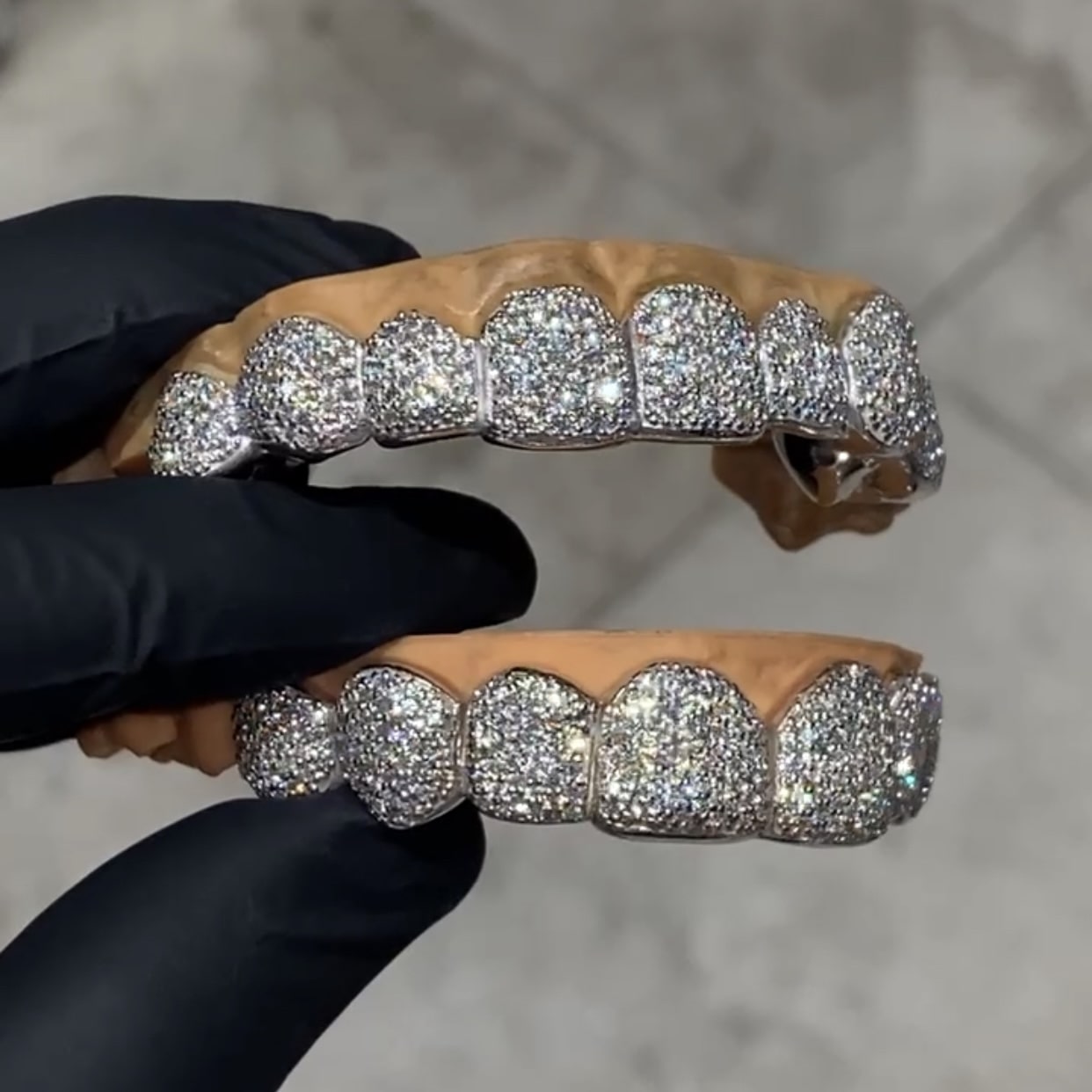 VVS Diamond Grillz - GLIDER JEWELS
